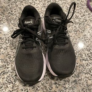 Black and White ASIC Tennis Shoes